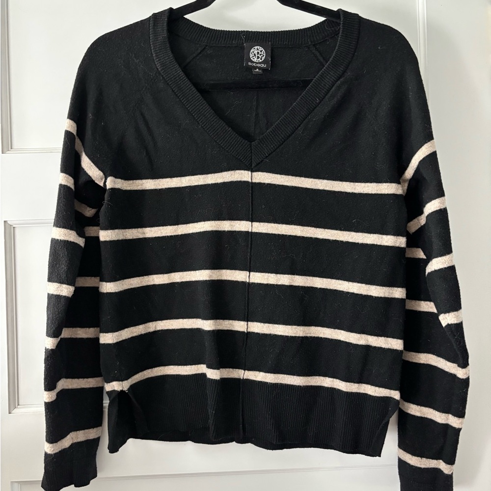 Bobeau Black and Cream Striped V-Neck Sweater